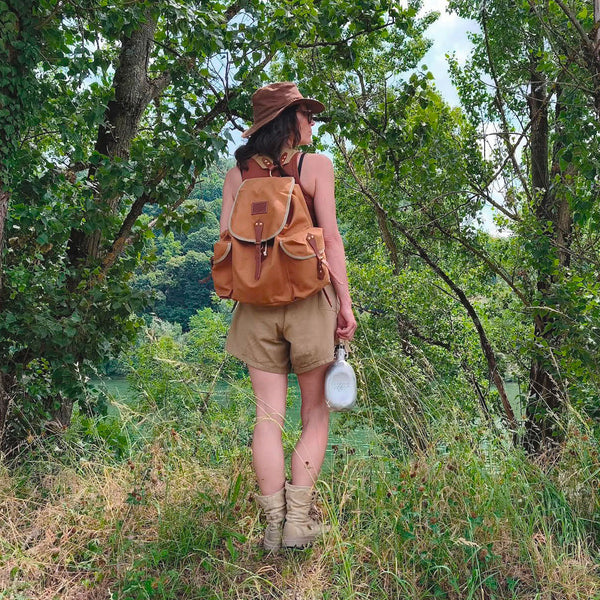 "Camper" back pack